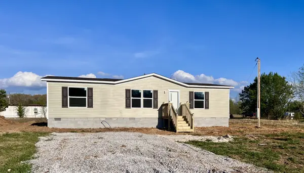 91 S C St, Hillsboro, TN 37342