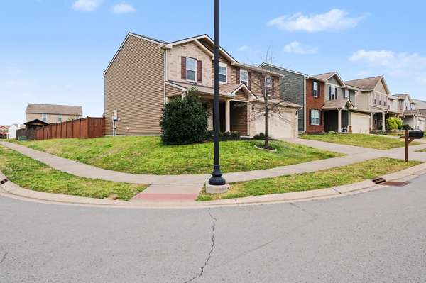 1415 Old Stone Rd, Lebanon, TN 37087
