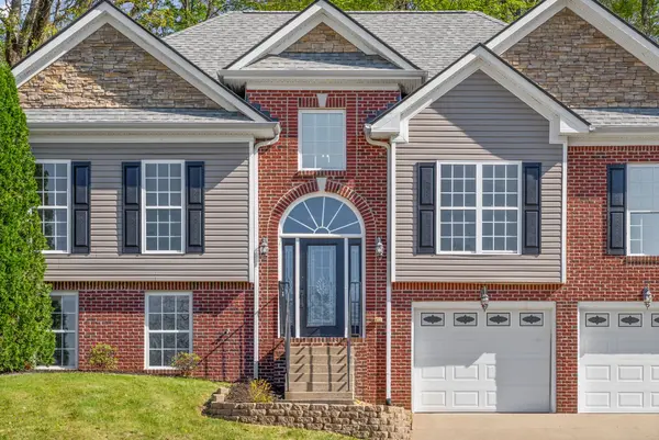 1986 Stone Valley Ct, Clarksville, TN 37043