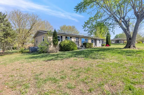 500 Blane Dr, Hopkinsville, KY 42240