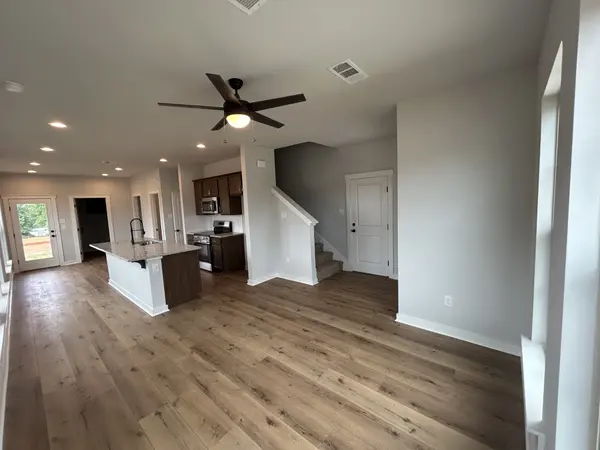 105 Florence Cove, Burns, TN 37029