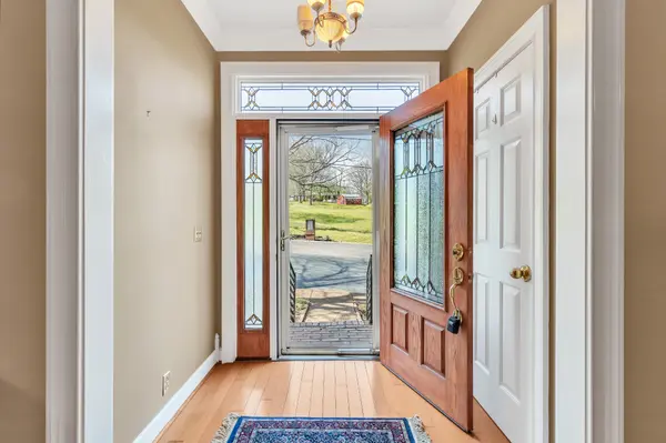 517 Harbor Village Dr, Madison, TN 37115