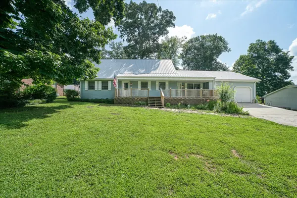 221 Magnolia Rd, Sparta, TN 38583