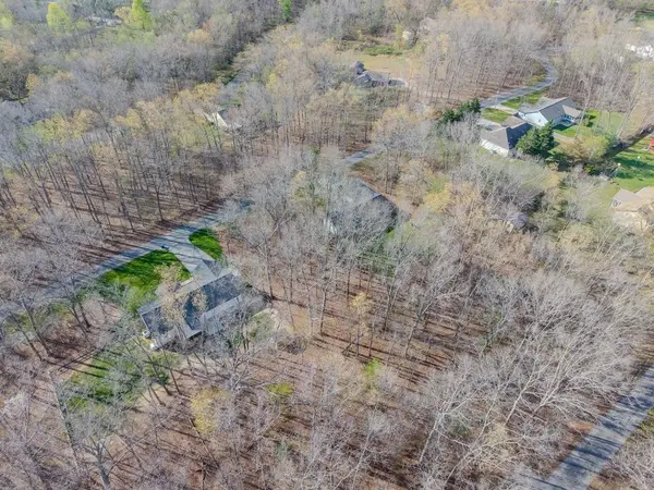 525 Telequat Dr, Crossville, TN 38572