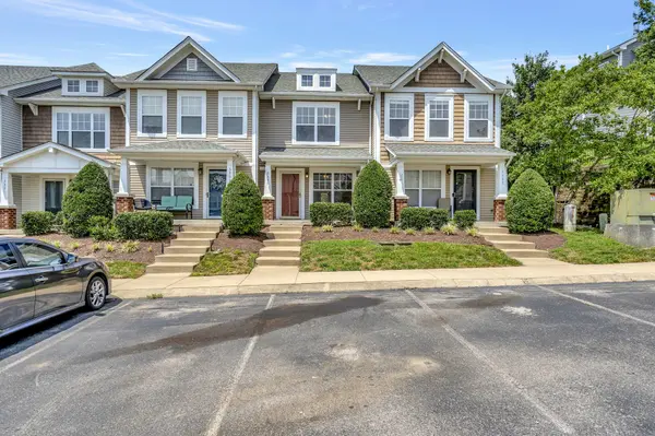 3395 Harpeth Springs Dr, Nashville, TN 37221