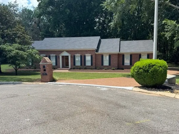 138 Laural Hill Dr, Smyrna, TN 37167