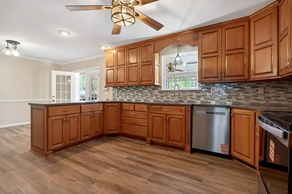 152 Black Mountain Rd #E, Dunlap, TN 37327