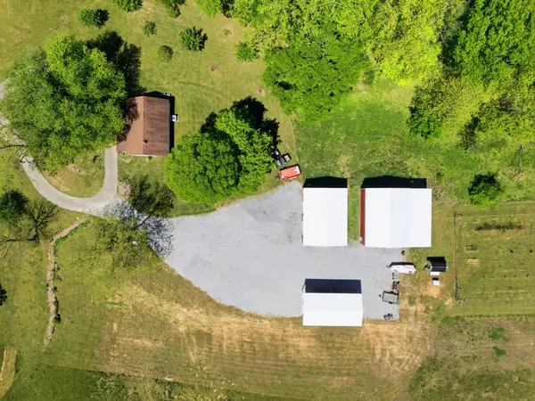 1550 Little Bartons Creek Rd, Cumberland Furnace, TN 37051