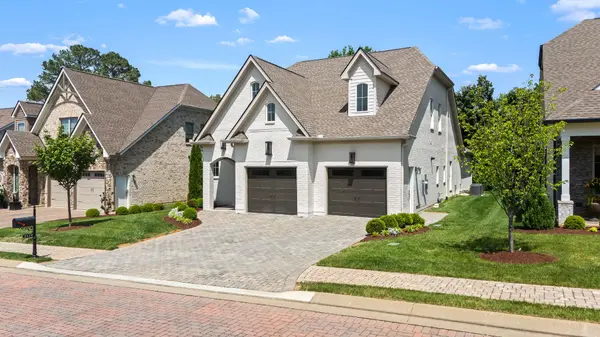 2119 White Poplar Ct, Murfreesboro, TN 37130