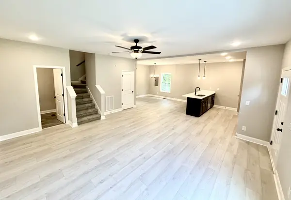 2833 Thrush Dr, Clarksville, TN 37040
