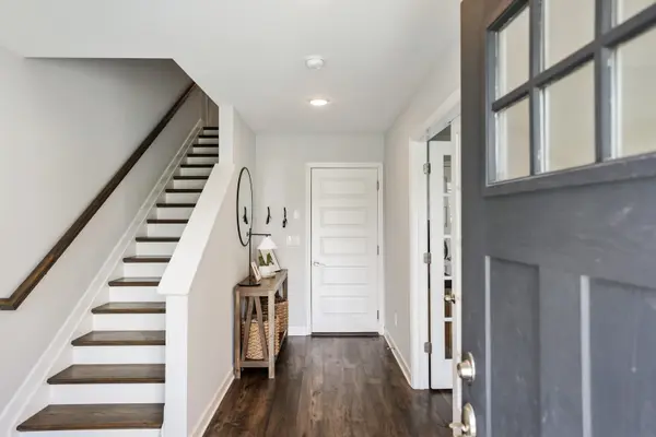 638 Parkvue Place Dr, Nashville, TN 37221