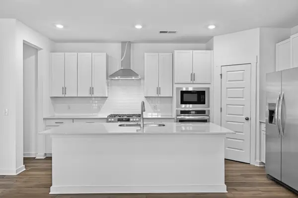 220 Crown Gardens CT, Hermitage, TN 37076