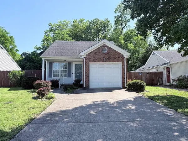 497 Sivley Rd, Hopkinsville, KY 42240