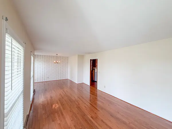 704 1st St, Lawrenceburg, TN 38464