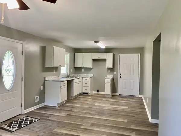 2471 Smartt Station Rd, Morrison, TN 37357