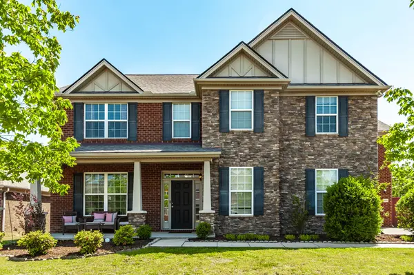 1006 Abberley Cir, Hendersonville, TN 37075