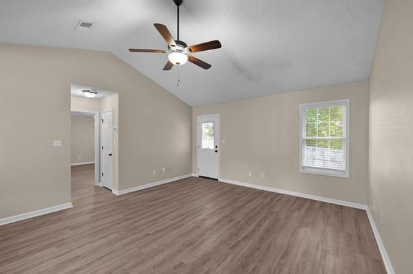 25 Dawnwood Cv, Jackson, TN 38305