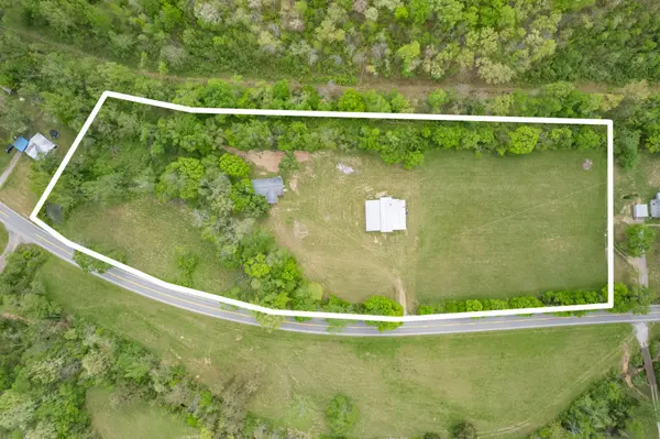 1895 Highway 48 S, Centerville, TN 37033