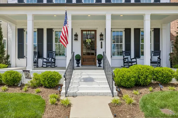 290 Stephens Valley Blvd #E, Nashville, TN 37221