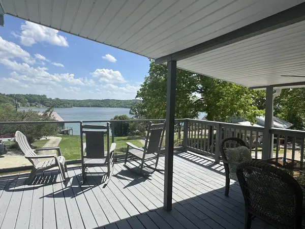 54 Lookout Ln, Waverly, TN 37185