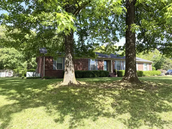 151 Netherwood Dr, Jackson, TN 38305