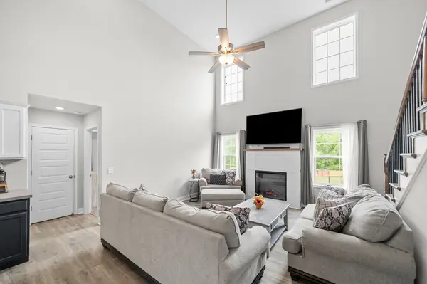 1159 Governors Run, Clarksville, TN 37042