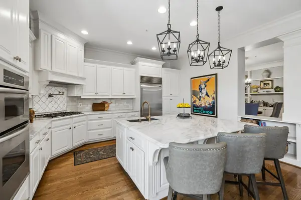 9511 Coronet Ln, Brentwood, TN 37027