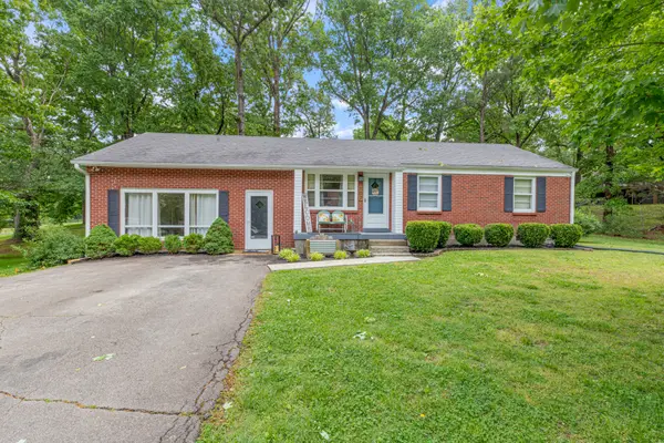 107 Shady Hill Rd,  Dickson,  TN 37055