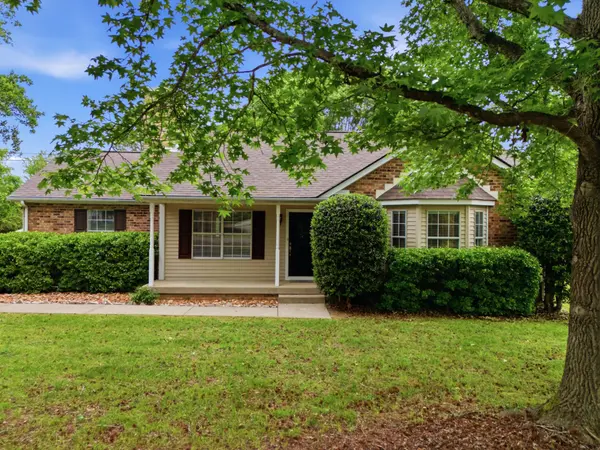 1019 Willowbank Dr #S, Ashland City, TN 37015