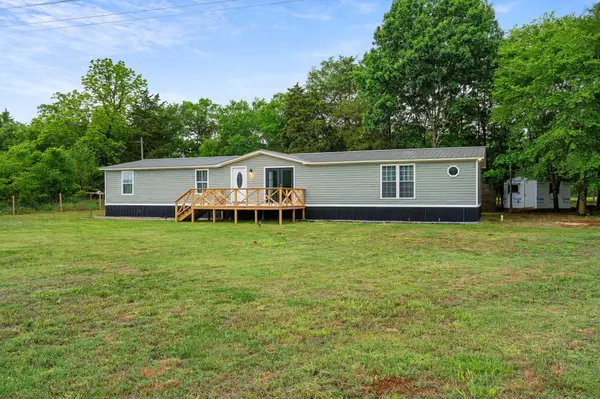 1769 Halls Mill Rd, Unionville, TN 37180
