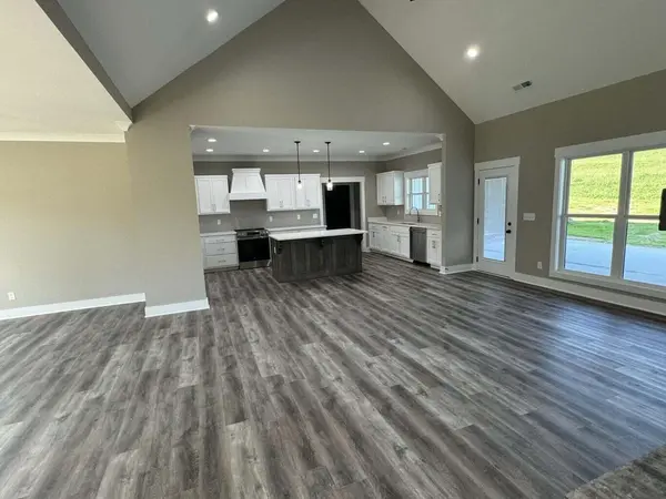 65 Hullender Road, Ringgold, GA 30736