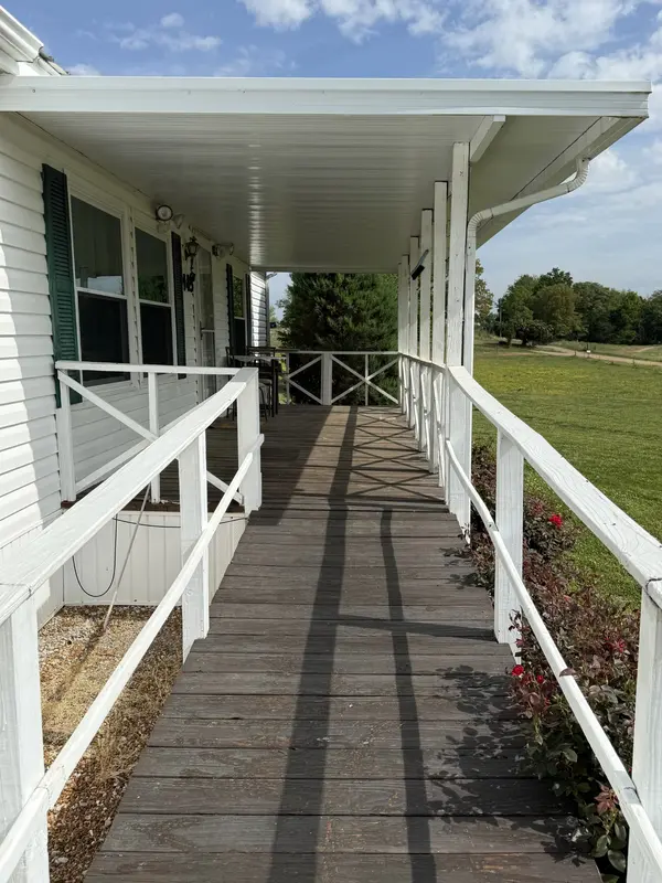 145 Hickenbottom Ln, Morrison, TN 37357