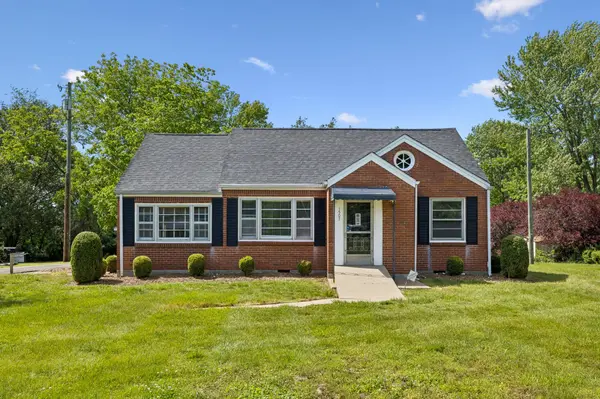 1507 5th Ave #W, Springfield, TN 37172