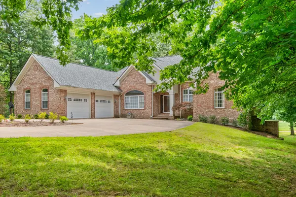 107 Legends Dr, Springville, TN 38256