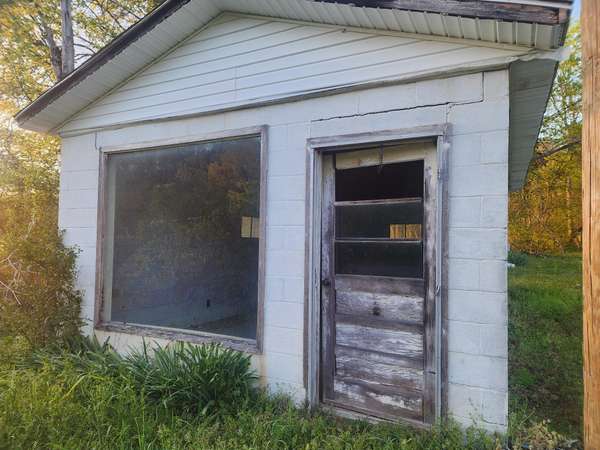 2350 Clifton Tpke, Waynesboro, TN 38485