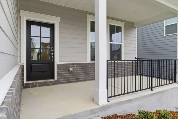 1027 Lionheart Drive, Hermitage, TN 37076