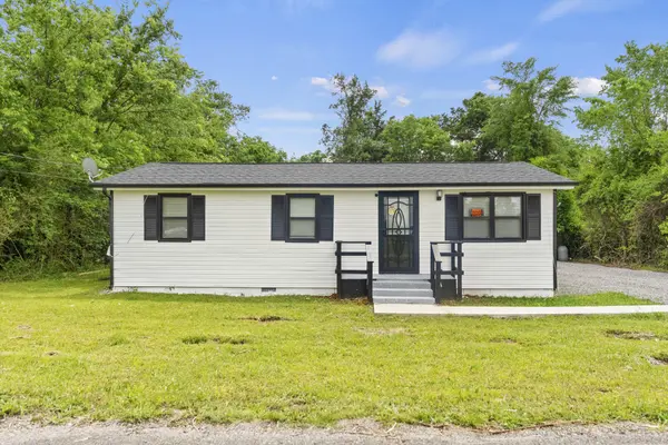 1370 Daniels St, Christiana, TN 37037