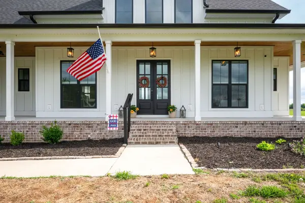 2075 Egypt Rd, Chapel Hill, TN 37034
