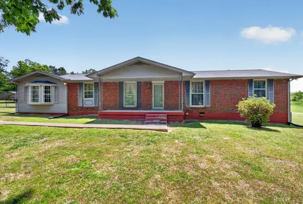 1130 Parkers Chapel Rd, Portland, TN 37148