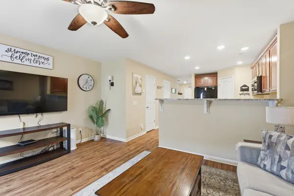 1421 Riverbrook Dr, Hermitage, TN 37076