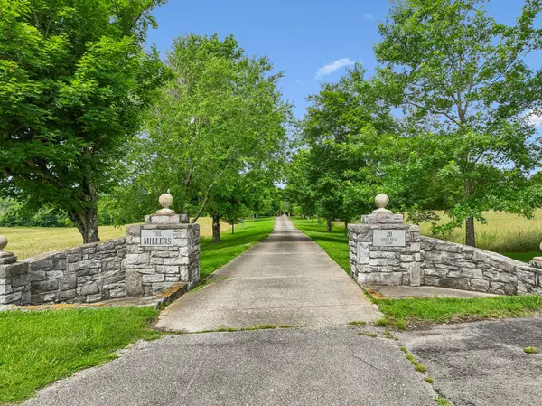 20 Riverbend Ln, Carthage, TN 37030