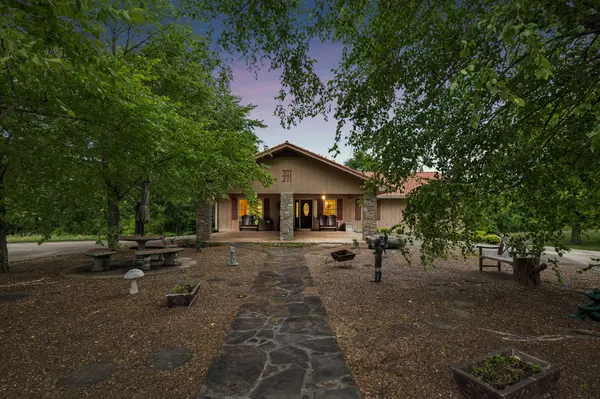 20 Riverbend Ln, Carthage, TN 37030