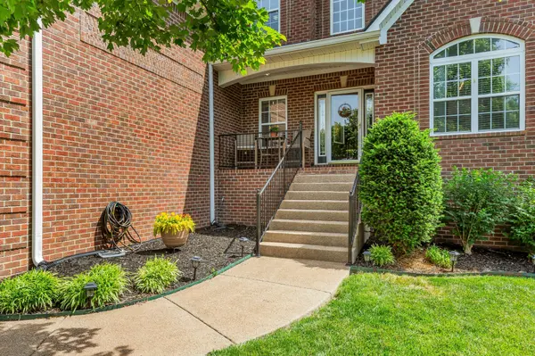 2766 Trasbin Ct, Thompsons Station, TN 37179