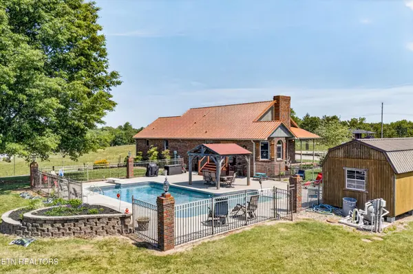 4015 Baxter Rd, Baxter, TN 38544