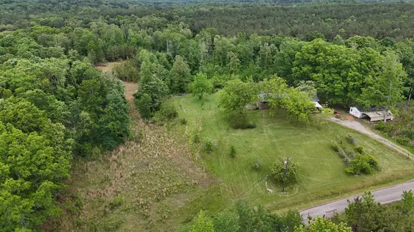 178 Lester Plunk Rd, Bethel Springs, TN 38315
