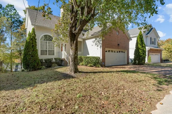 1068 Tulip Grove Rd, Hermitage, TN 37076
