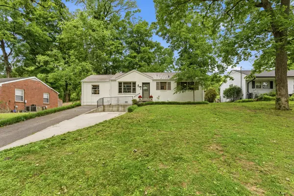 520 Cottonwood Dr, Nashville, TN 37214