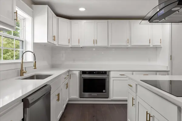 325 10th Street #W, Jasper, TN 37347
