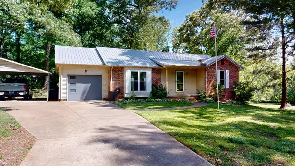 1404 Windhill Ct, Greenbrier, TN 37073