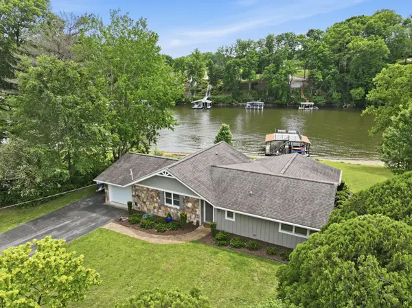 659 Westwood Ln, Estill Springs, TN 37330